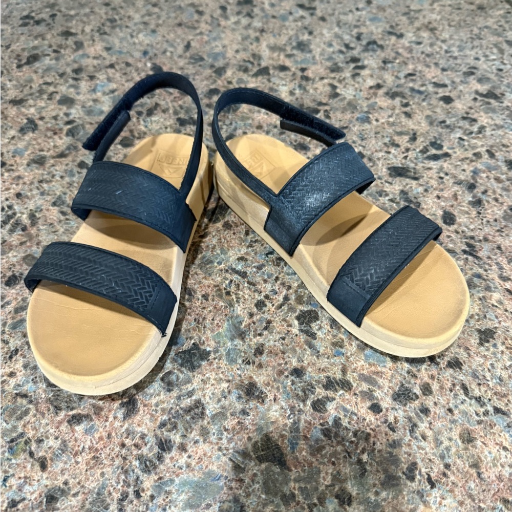 Lee Black and Tan Sandals with Cushioned Footbed